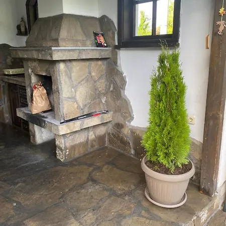 Yovkovata Kyshta 게스트하우스 치플리크