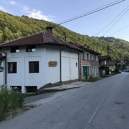 Yovkovata Kyshta 3* Chiflik (Lovech)